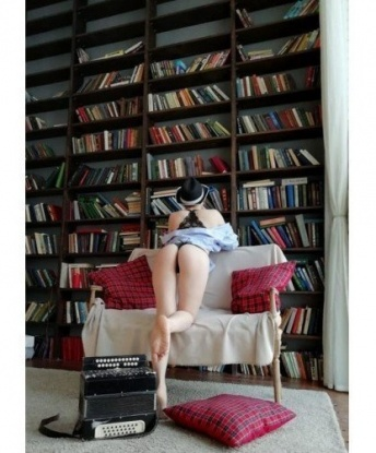 Изысканная и страстная красавица готова окунуть тебя в мир страсти и чувственности. Приезжай ко мне, и я покажу тебе настоящий путь к наслаждению. Ты будешь в восторге! 4779, 20 лет